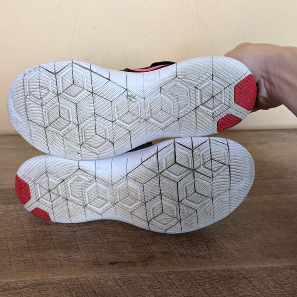 Nike Tanjun Women’s Running Shoes Black Pink 908995-008 Size 6.5 Lightweight - Picture 6 of 7